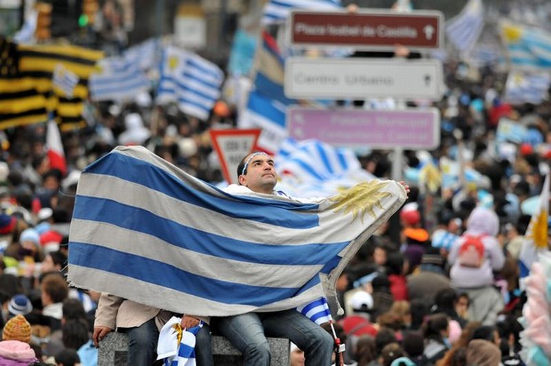 Sejarah Politik Dunia 25 Agustus: Dari Kemerdekaan Uruguay hingga Pembebasan Paris